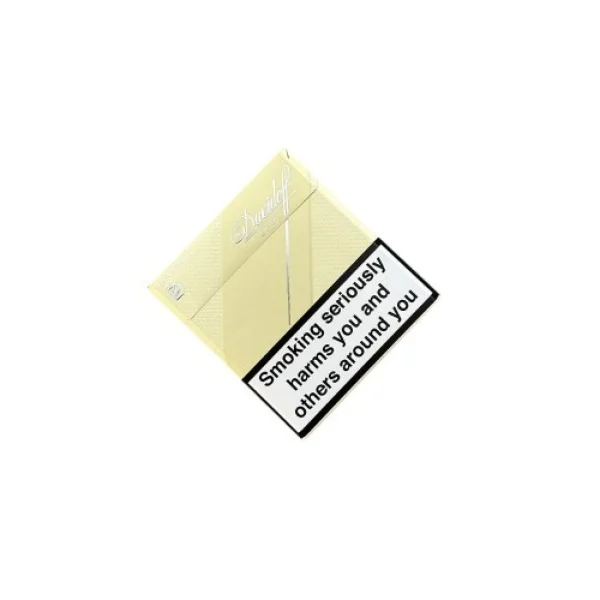 Davidoff Magnum Gold Sigara paketi, premium tütün karışımı ve lüks altın tasarımı ile dikkat çekiyor.