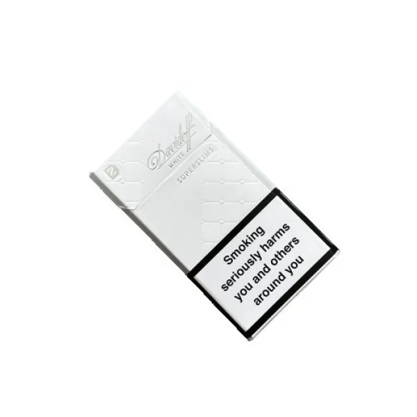 Davidoff White Superslims Sigara paketi, ince tasarımı ve premium tütün karışımı ile dikkat çekiyor.