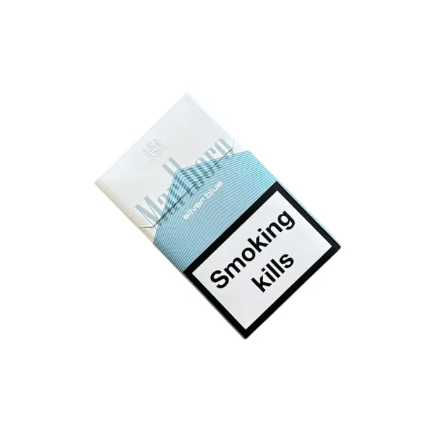 Marlboro Silver Blue Sigara paketi, hafif tütün tadı ve şık gümüş-mavi tasarımı ile dikkat çekiyor.