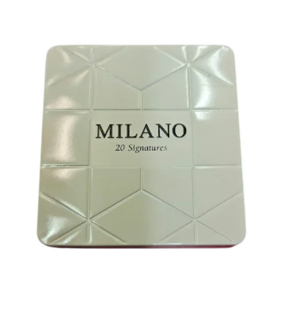 Milano 20 Signatures White Sigara paketi, vanilya aroması ve şık beyaz tasarımı ile dikkat çekiyor.