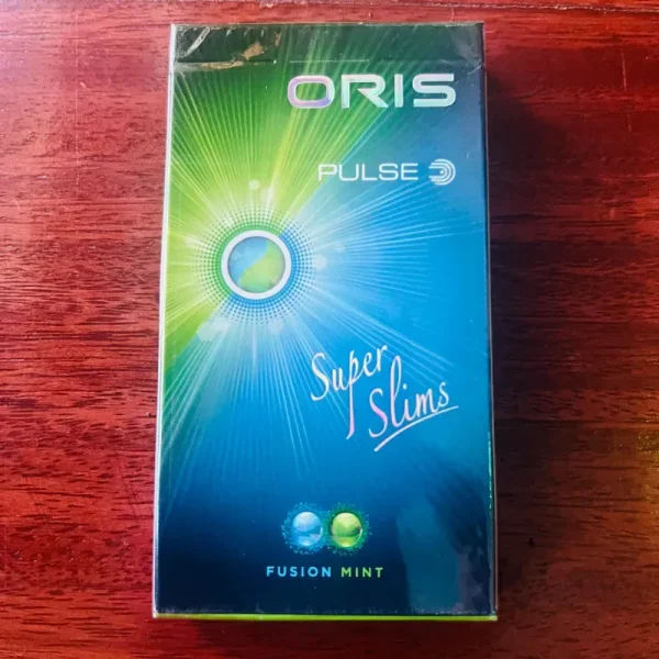 Oris Pulse Super Slim Fusion Mint Sigara, nane ve mentolün ferahlatıcı birleşimiyle mükemmel bir içim deneyimi sunar. İnce yapısı ve şık tasarımıyla zarif bir seçenek oluşturur.